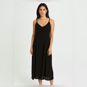 LACAUSA Classic Black Dress